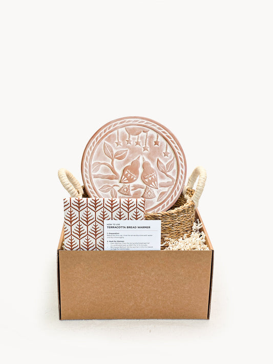 Bread Warmer & Basket Gift Set with Tea Towel - Lovebird Round