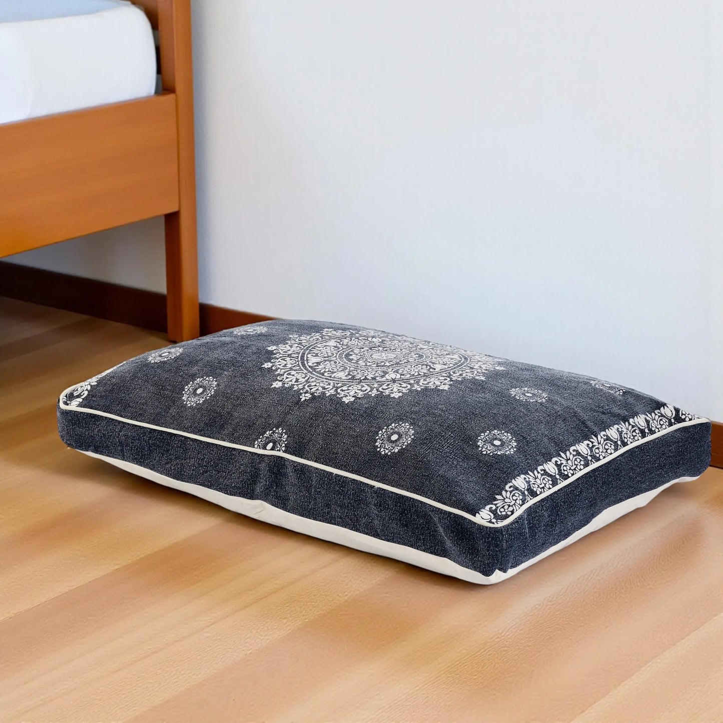 Stonewashed Medallion Pillow-Style Pet Bed