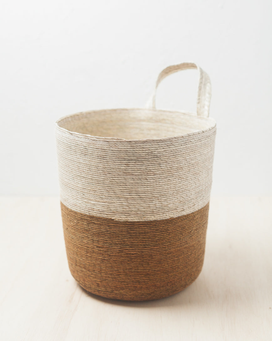 Prado Hanging Basket
